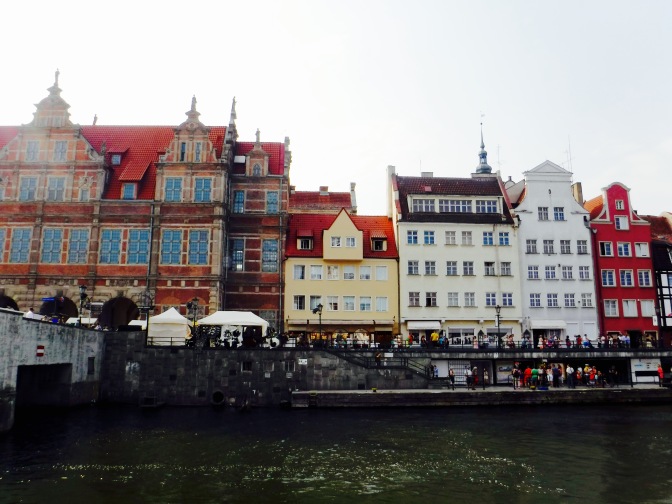 Nice picture of the buildings across the water in Gdańsk :)